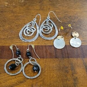Silver and Black Dangle Earrings Set